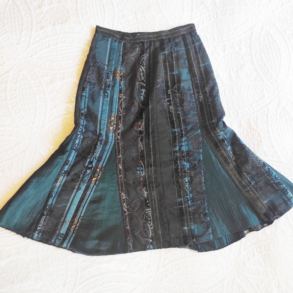 Vintage Skirt (under knee)